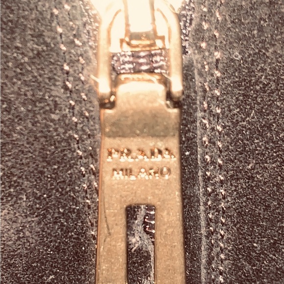 PRADA Ladies Knee High Brown Suede, High Heeled, Side Zip Up Boots Like New! - Picture 6 of 11